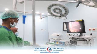 الدكتور أمين اليهري ينجح في إجراء عمليتين جراحيتين أحدهما لاستئصال المرارة والأخرى لاستئصال الغدة الدرقية