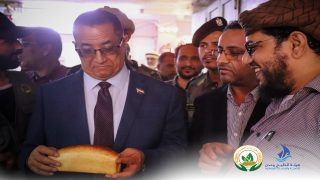 الدكتور ناصر الخبجي يزور مستشفى عدن التعاوني الخيري وأفران عدن الخيرية